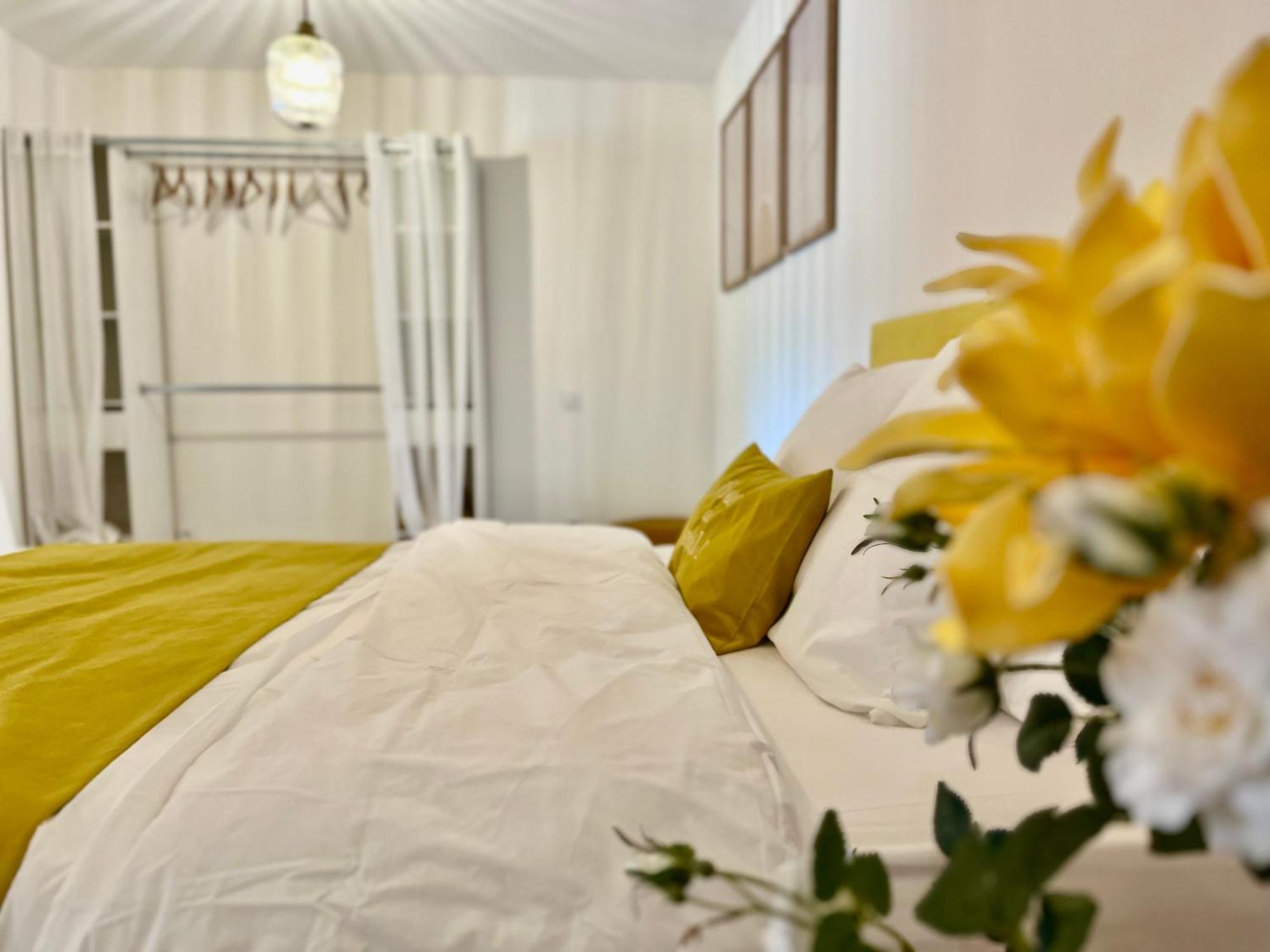 Hotel Domaine Colibri En Provence Pujaut Esterno foto