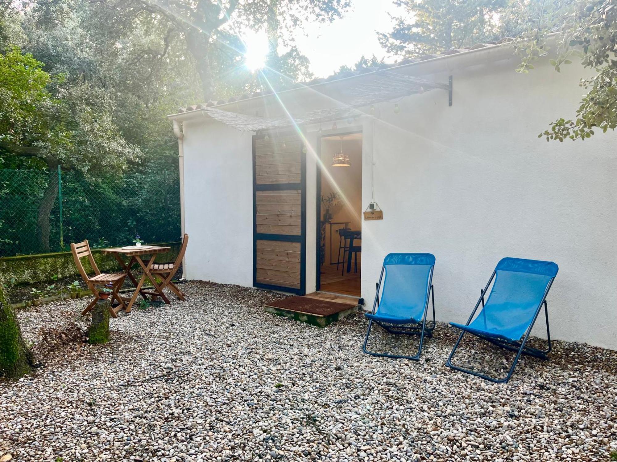 Hotel Domaine Colibri En Provence Pujaut Esterno foto