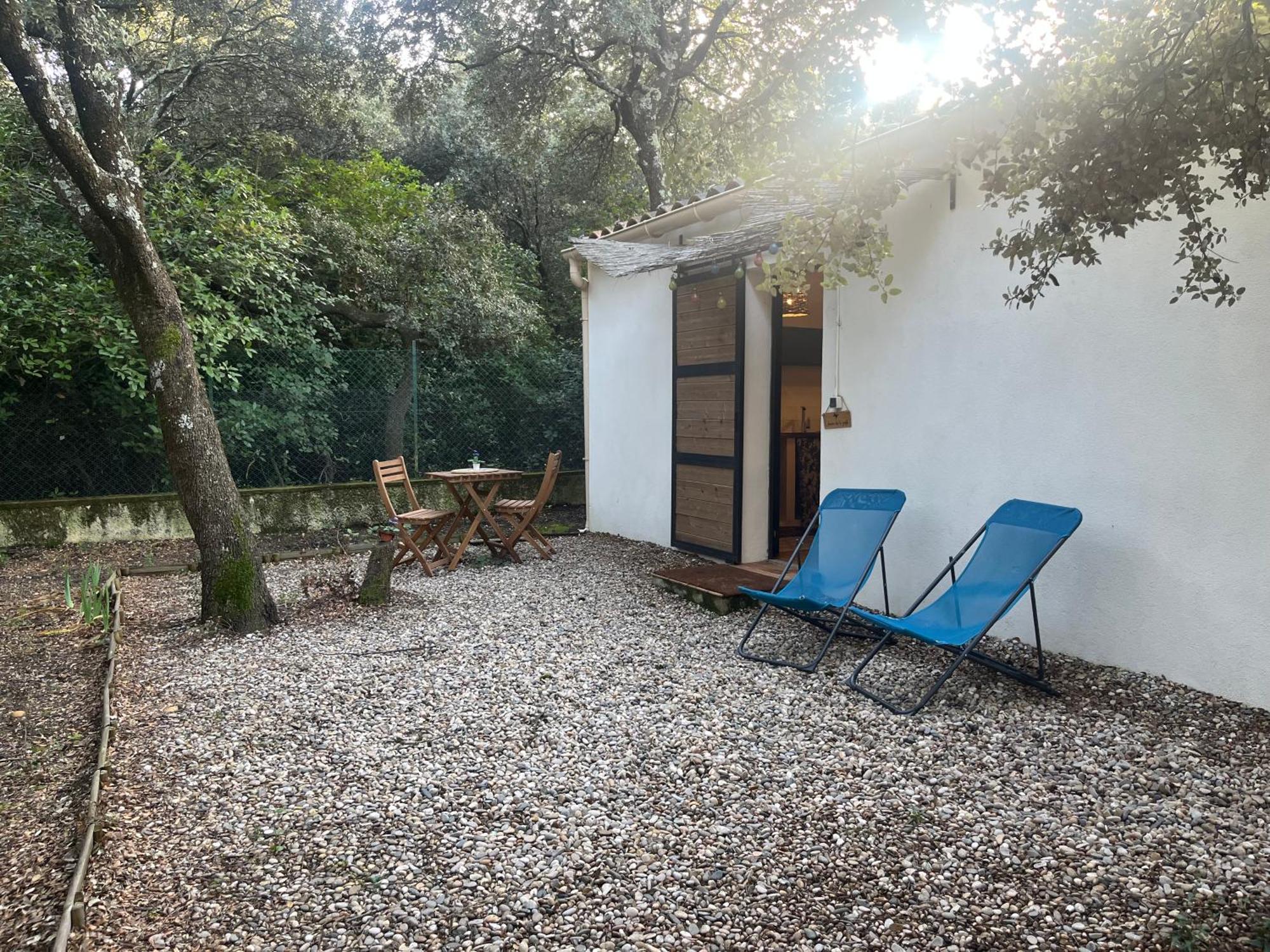 Hotel Domaine Colibri En Provence Pujaut Esterno foto